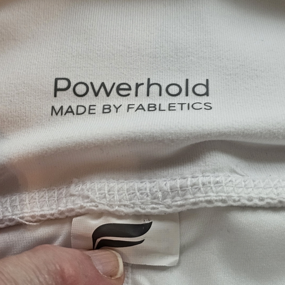 Fabletics Powerhold High Waisted Lattice Cropped Leggings in 3X - Picture 7 of 7